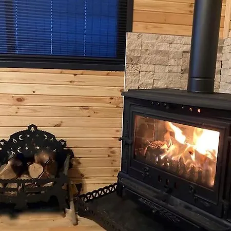 Elistinyhouse Hotel *